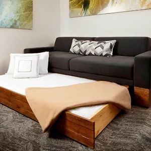 Hotel Springhill By Marriott Bakery Square ***