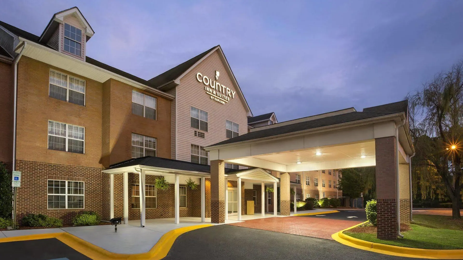 Country Inn & Suites By Radisson, Charlotte University Place, Nc